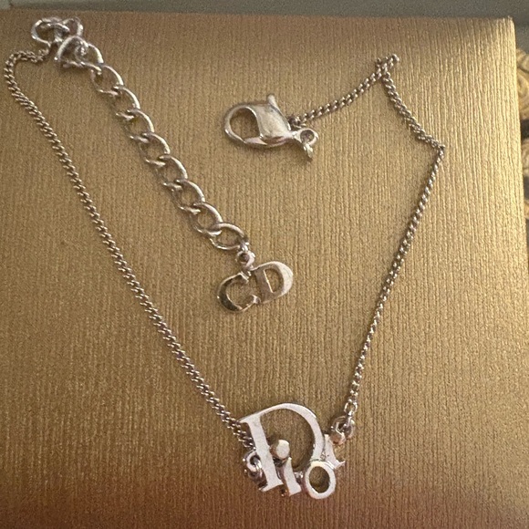 💎 Christian Dior silver dainty bracelet with Dior logo and all stamps. - Picture 1 of 10